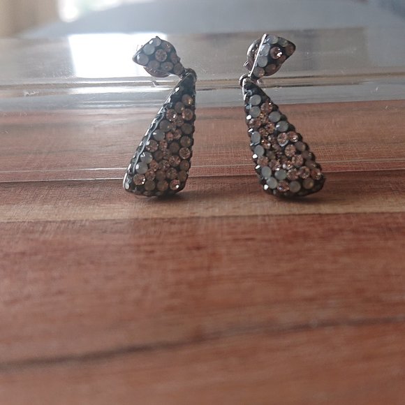 2/$20 [EUC] 925 Silver Earrings with CZ - Picture 4 of 5